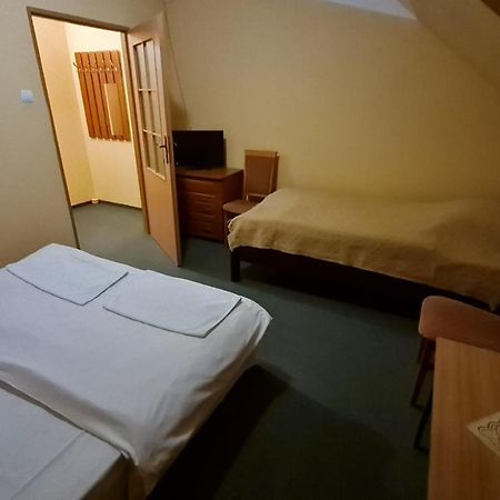 Hotelik Orlik Legnickie Pole Экстерьер фото